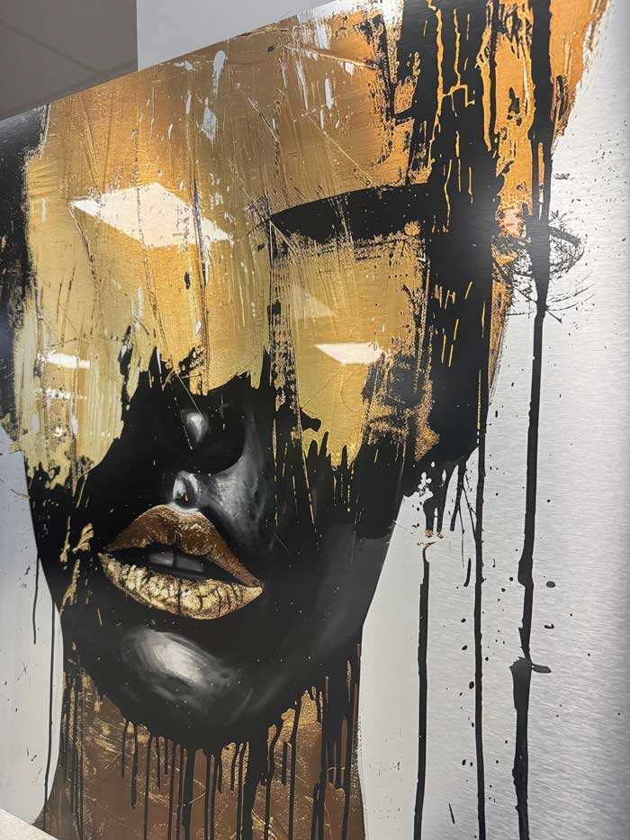 Golden Mask - Aluminium + Varnish