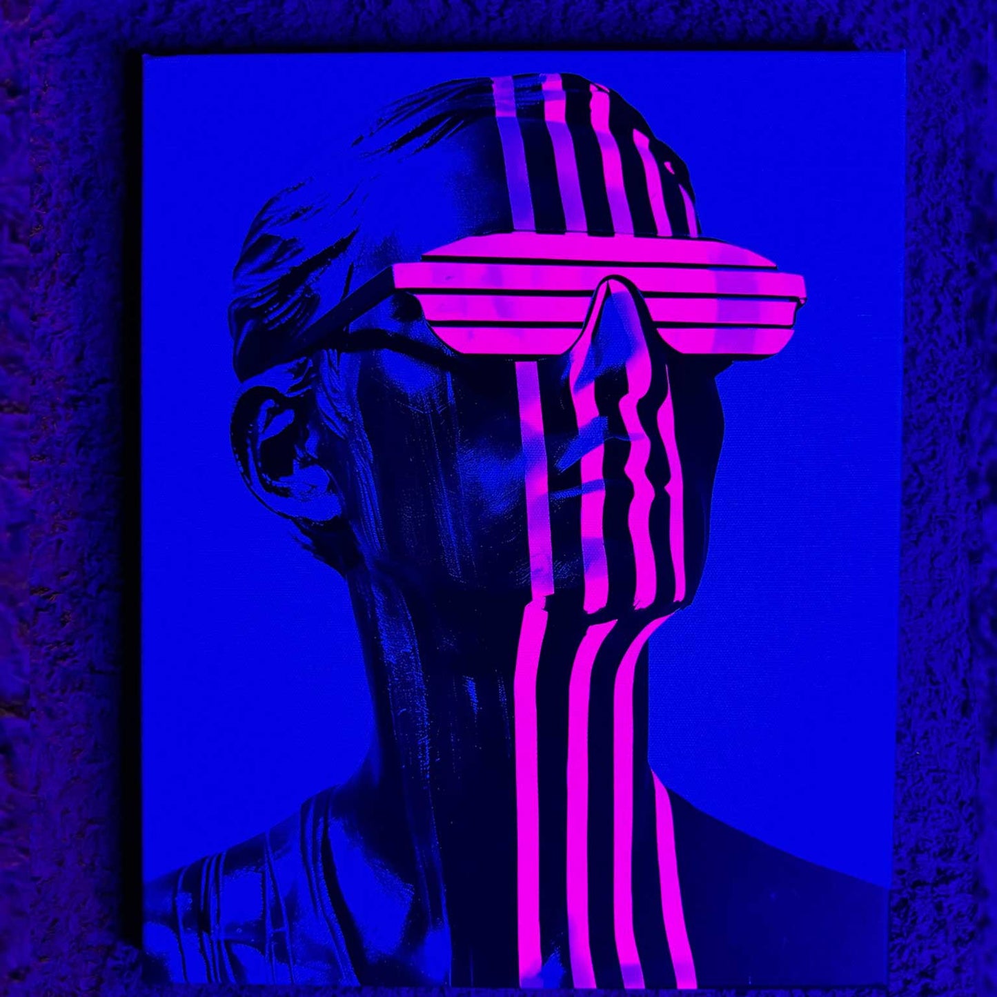 Rožinės Juostelės – Drobė Su Neonu