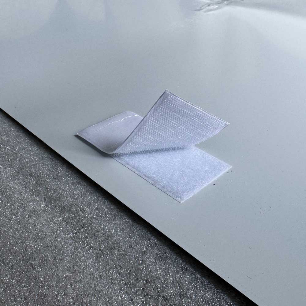 Kosminis Sukūris – Aliuminis Su Laku