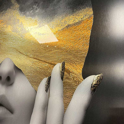 Inner Light –  Aluminum + Varnish