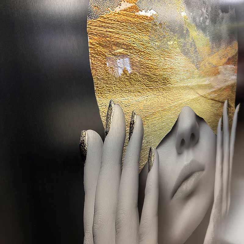 Inner Light –  Aluminum + Varnish