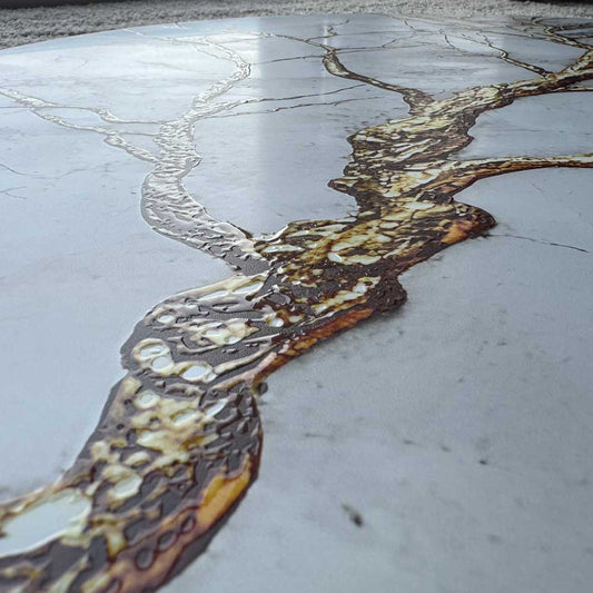 Golden Tree - Round Aluminium + Varnish