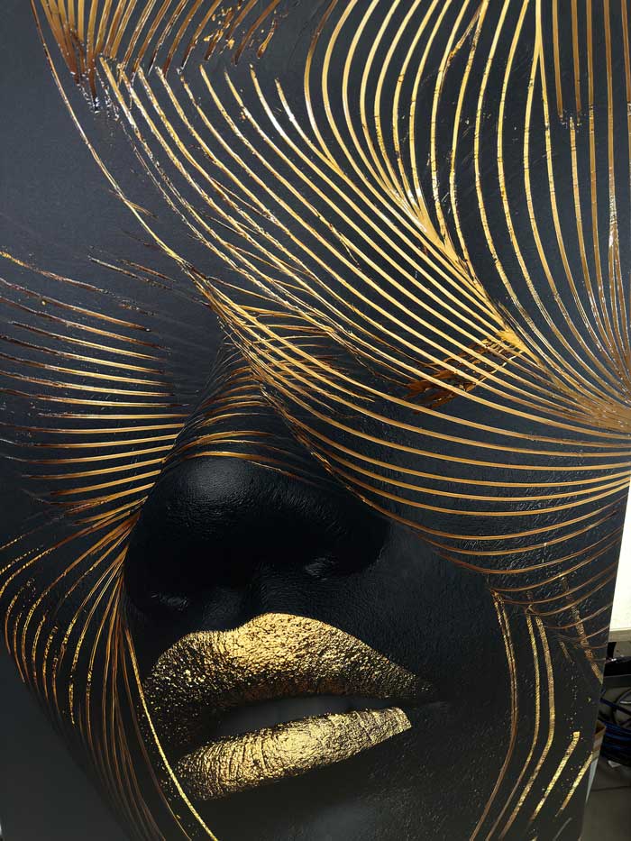 Prabangi Tyla - Drobė Su Laku