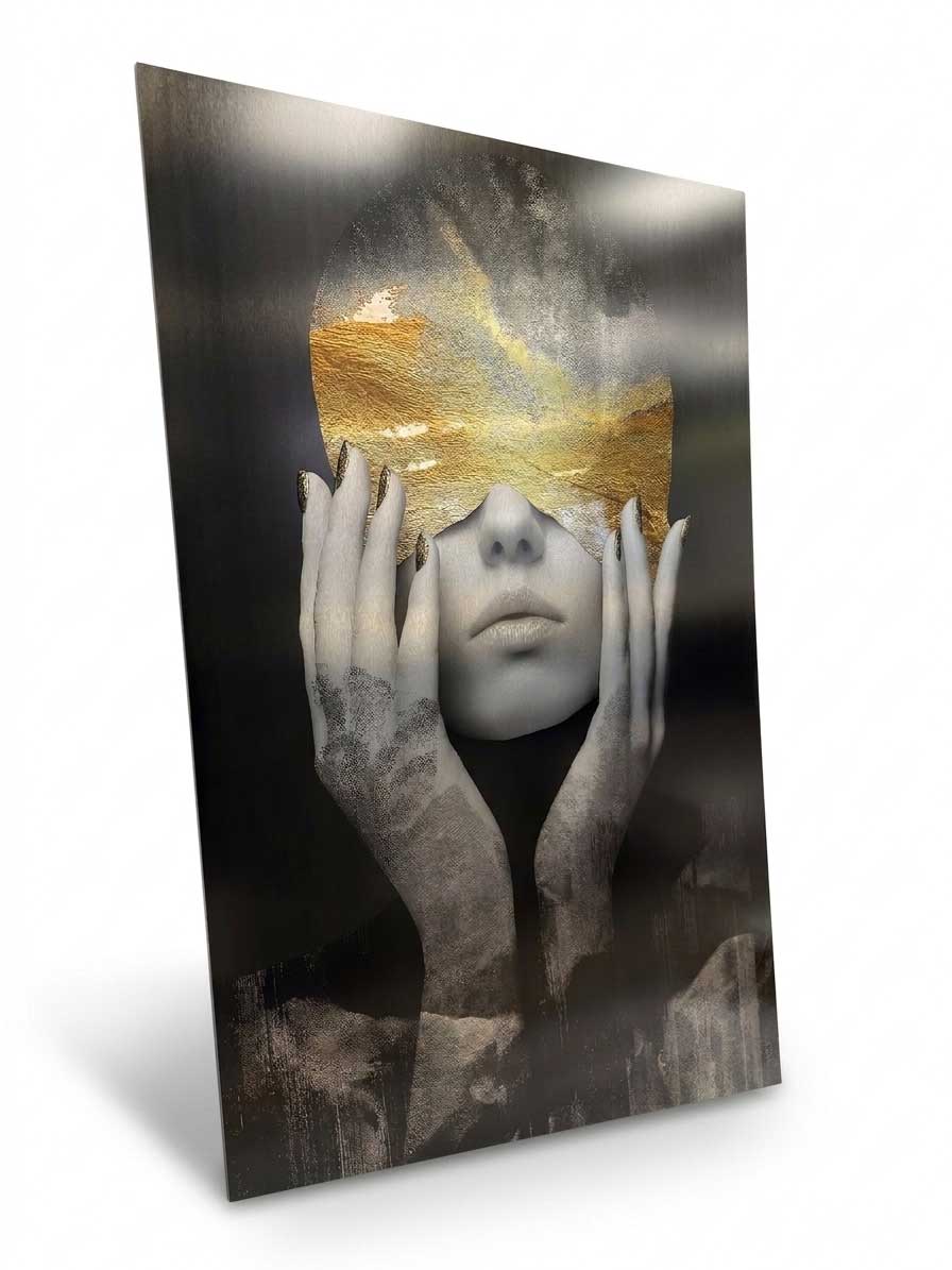 Inner Light –  Aluminum + Varnish