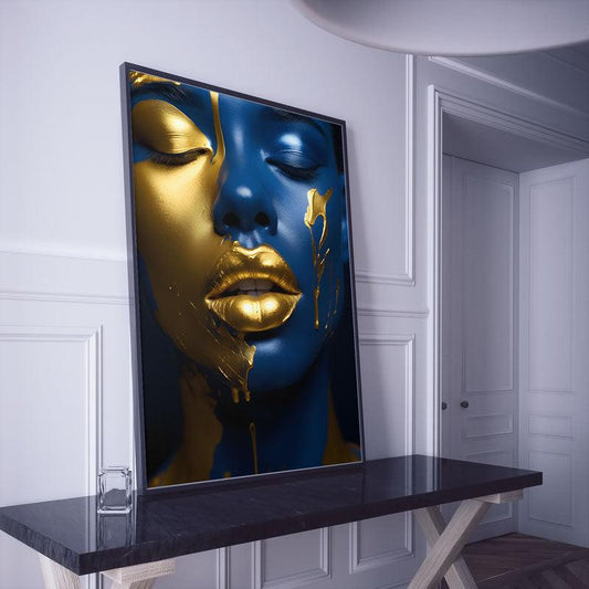 Sapphire woman - Aluminium + Varnish