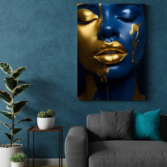 Sapphire woman - Aluminium + Varnish