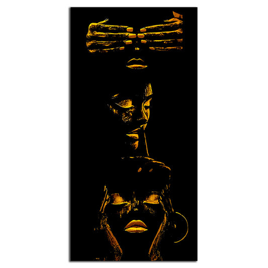 Trys Veidai – Drobė Su Laku