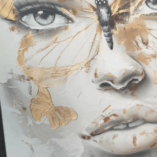 Golden Gaze - Aluminum + Varnish